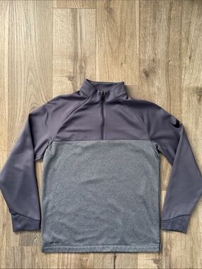 Nike DRI-FIT Boy’s Two-Tone Gray Half-Zip Pullover Size L (12/14)